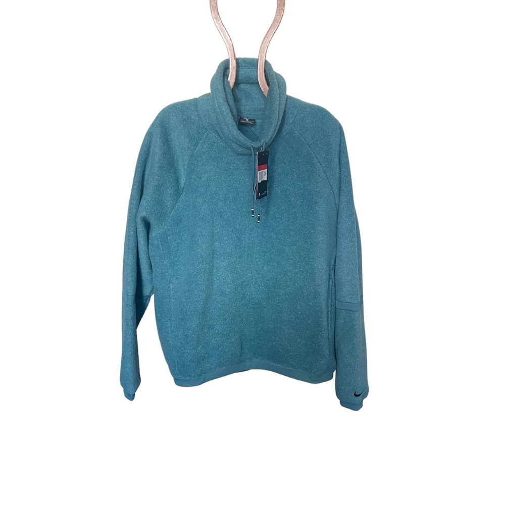 NWT Women’s Nike Therma Fit Pullover